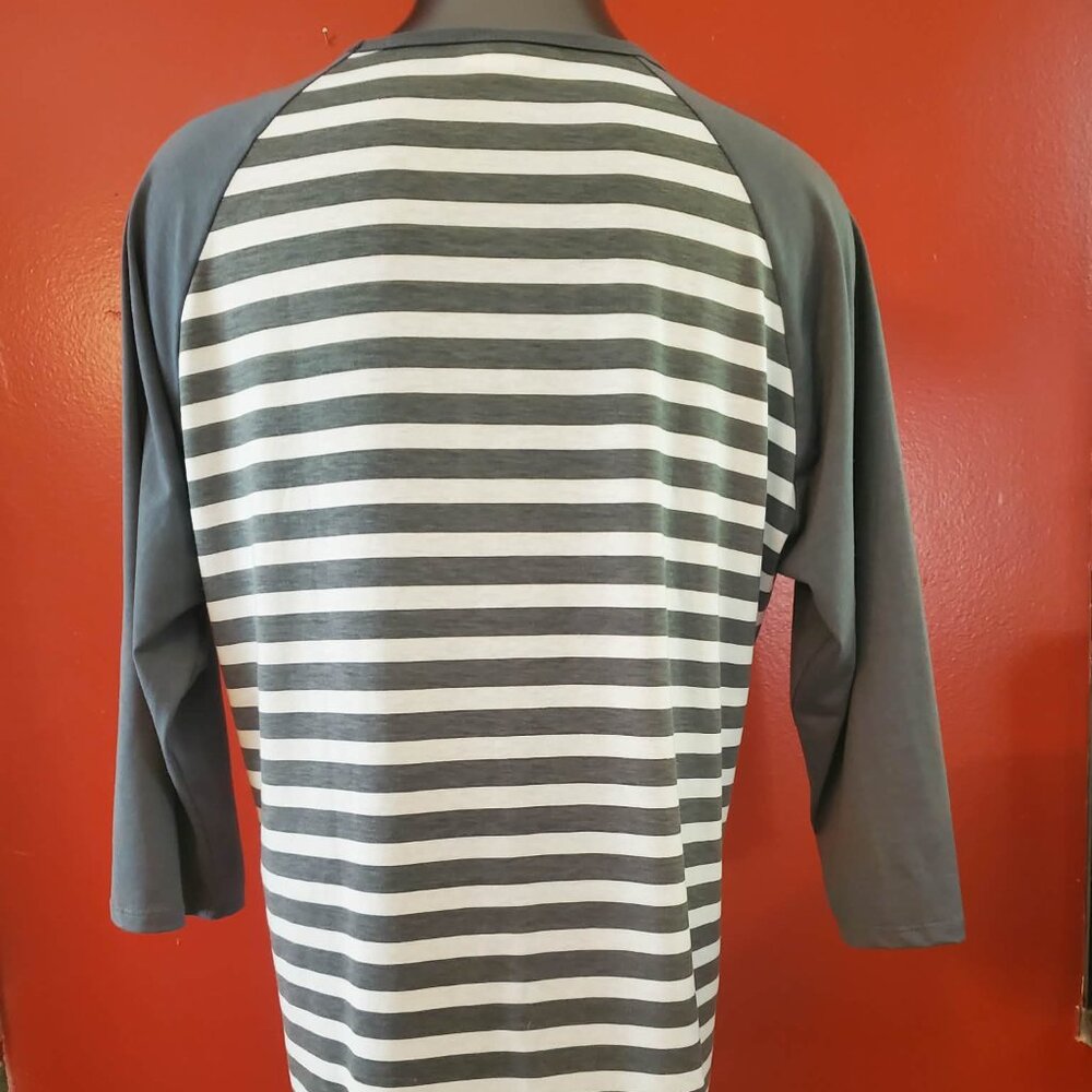 LuLaRoe Randy Stripes - Picture 5 of 10